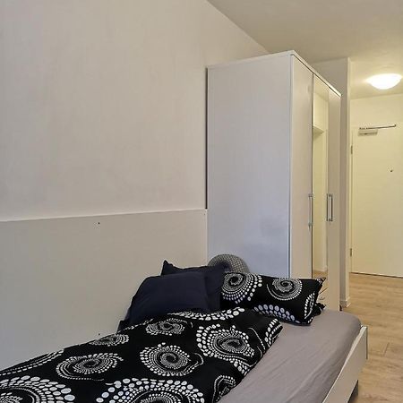Appartement Beautiful Flat, Near Westpark & Hostpital, Easy Parking à Ingolstadt Extérieur photo