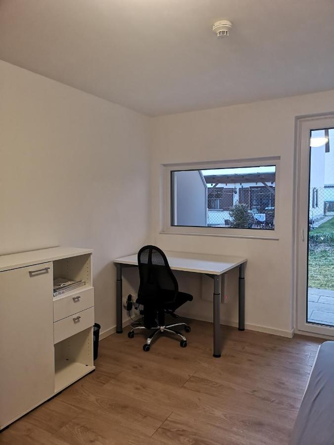 Appartement Beautiful Flat, Near Westpark & Hostpital, Easy Parking à Ingolstadt Extérieur photo